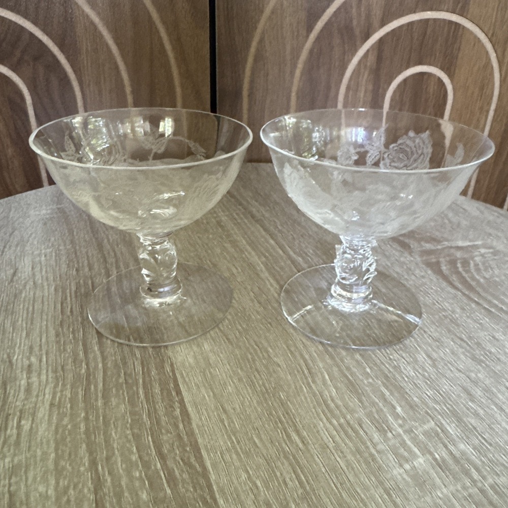 Vintage Heisey Rose set of 2 Sherbet glasses 4" X 3.75"